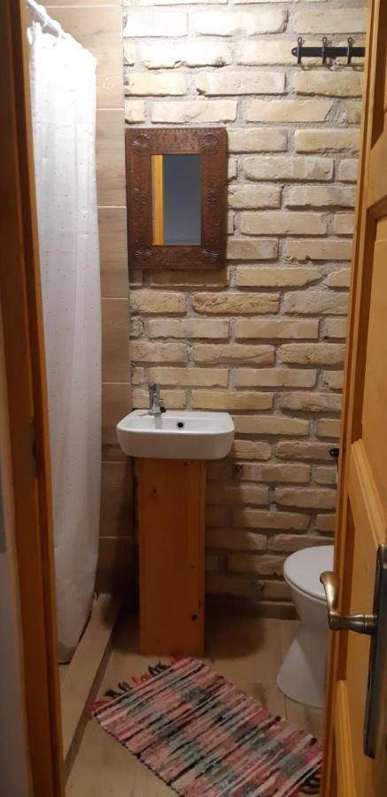 Kazmer Szallas - Gasthaus Varbalog Esterno foto