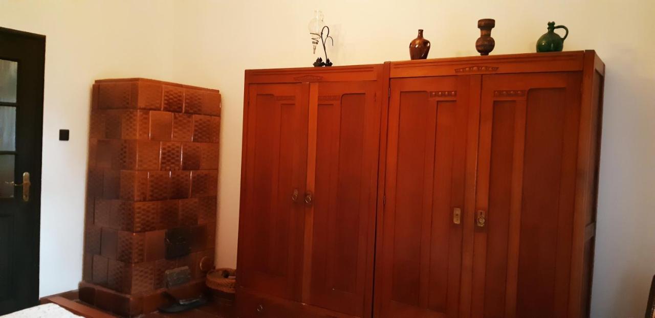 Kazmer Szallas - Gasthaus Varbalog Esterno foto